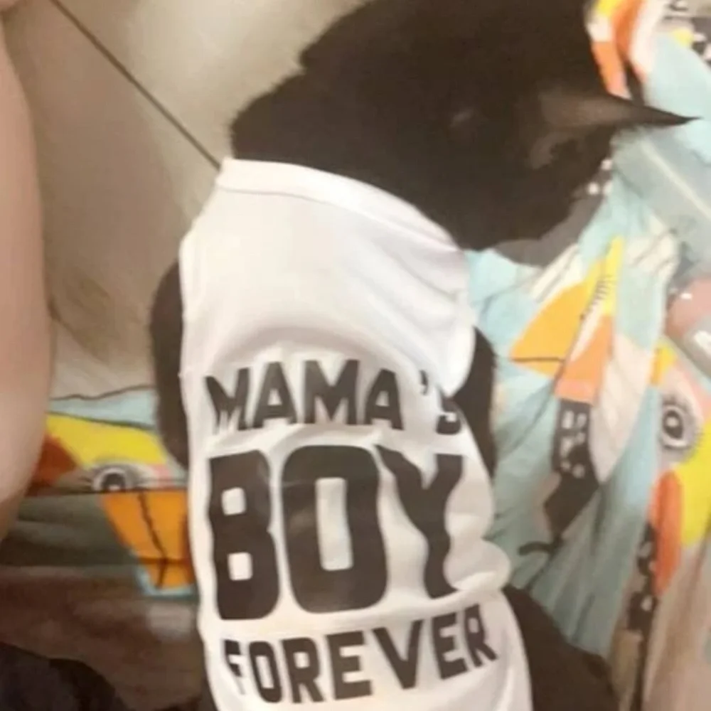 Letter graphic pet tank‎